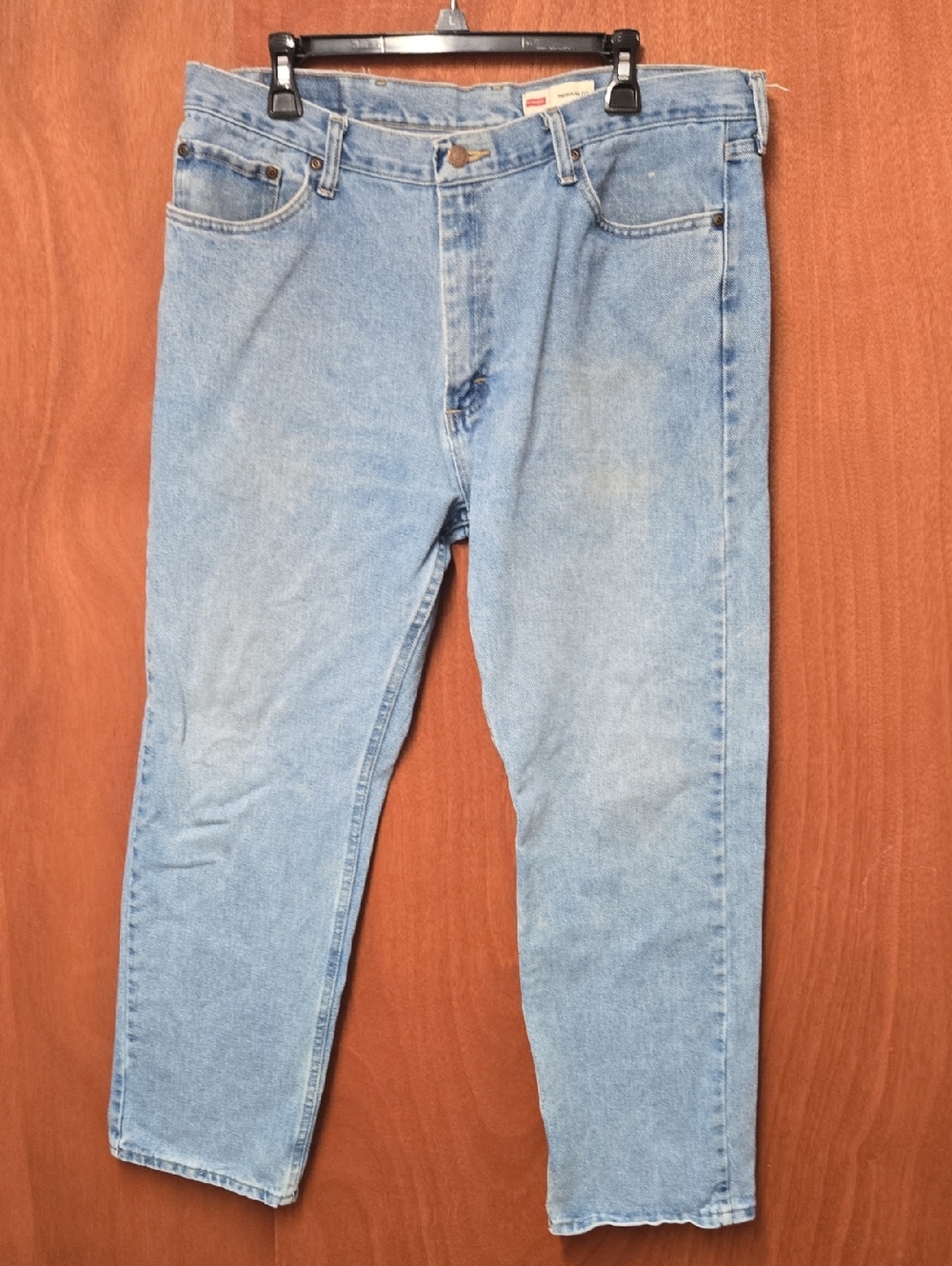 Wrangler Light Blue Relaxed Fit Men's Jeans